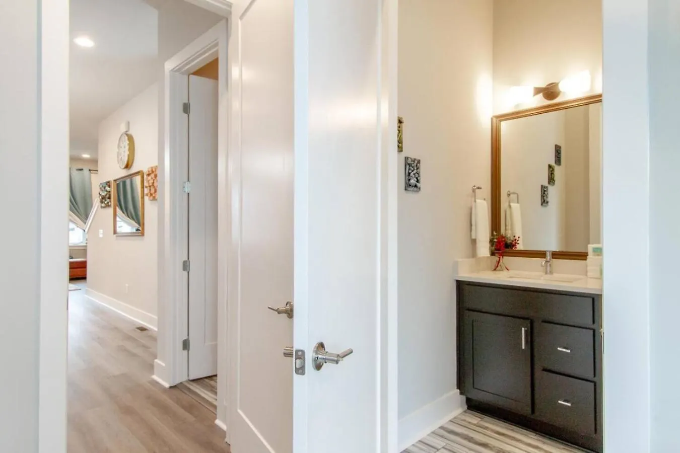 Tatil Evi Spacious Contemporary Townhome With Private Rooftop Nashville