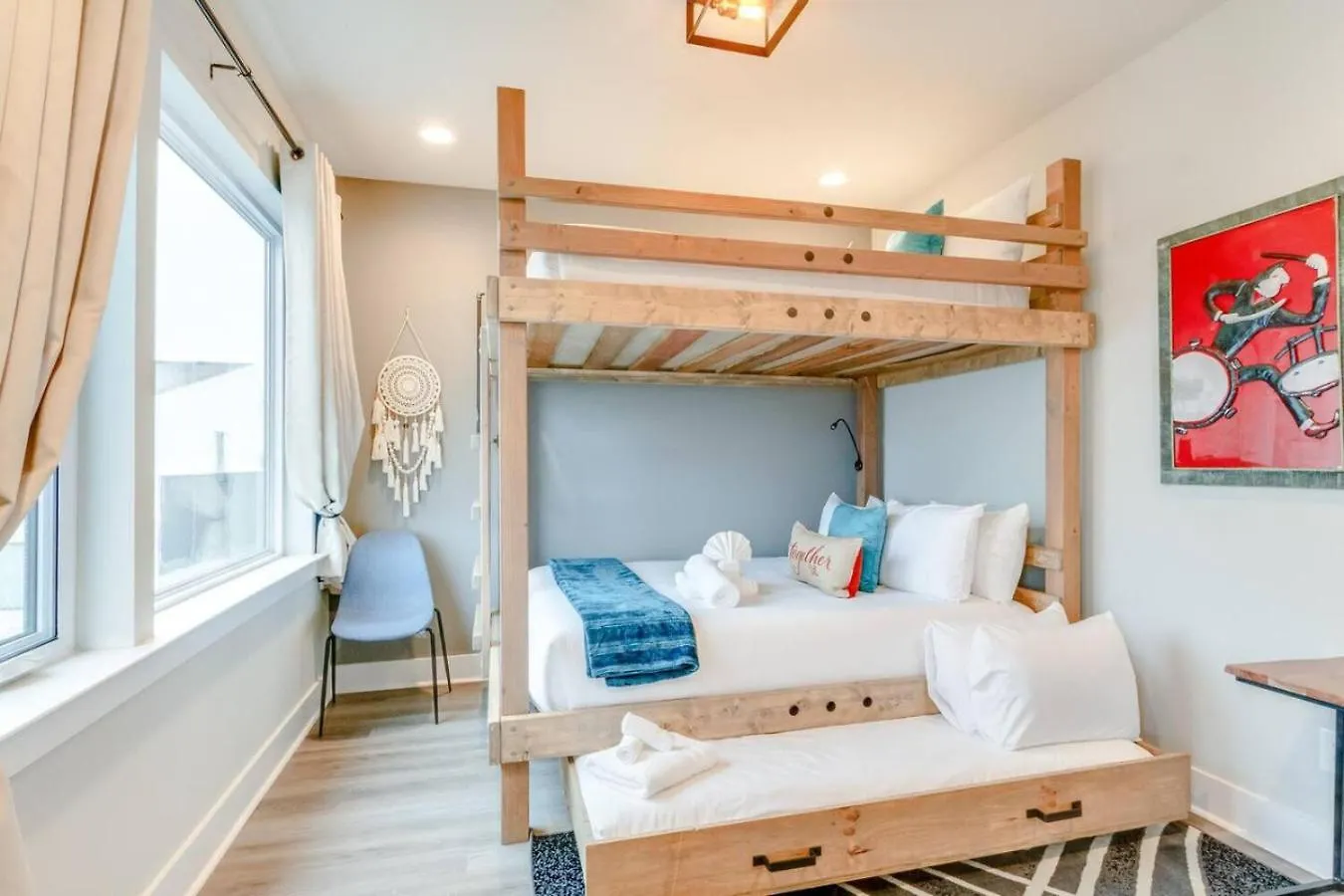 Tatil Evi Spacious Contemporary Townhome With Private Rooftop Nashville