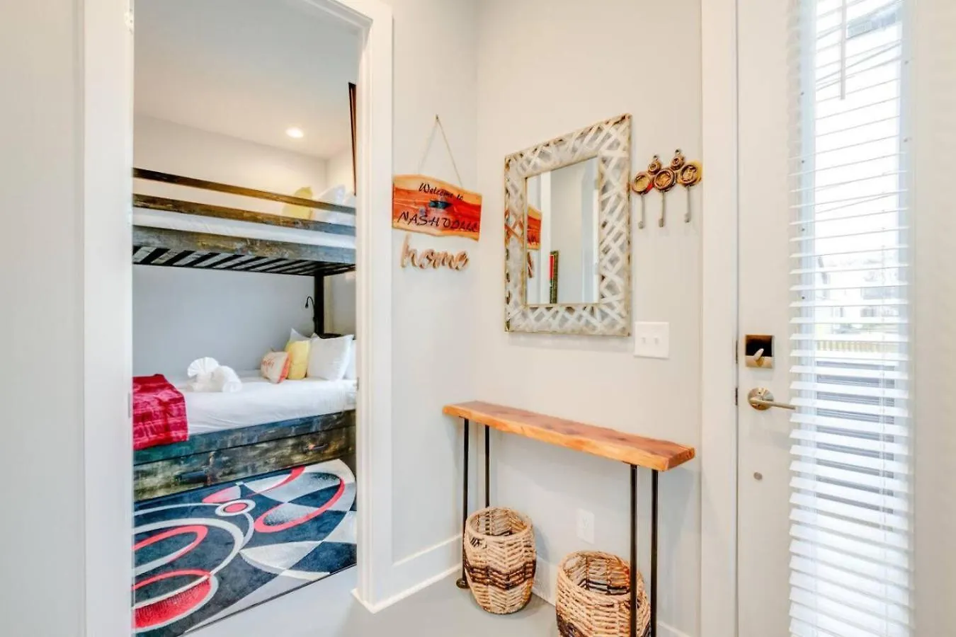 Spacious Contemporary Townhome With Private Rooftop Nashville 0*,  United States