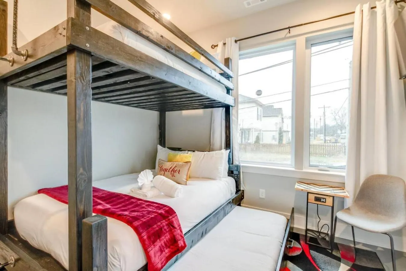 Holiday home Spacious Contemporary Townhome With Private Rooftop Nashville United States